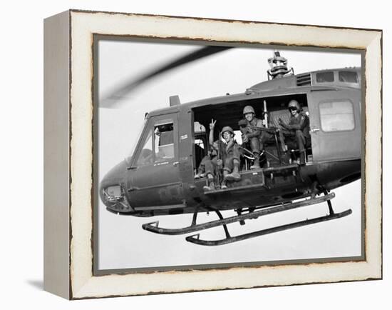 Vietnam War U.S. GI Peace Sign-Associated Press-Framed Premier Image Canvas