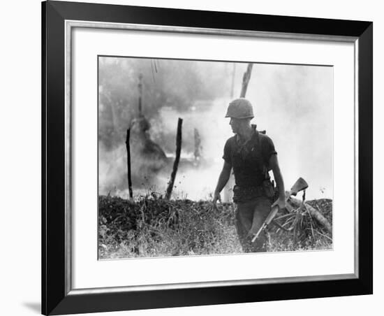 Vietnam War U.S. Marine-Associated Press-Framed Photographic Print