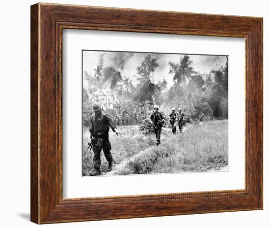 Vietnam War U.S. Marines Da Nang-Associated Press-Framed Photographic Print