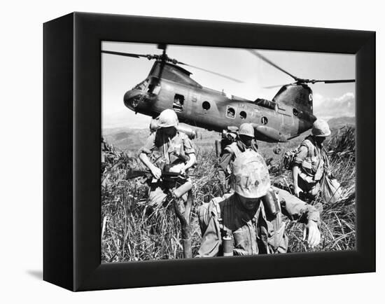 Vietnam War U.S. Marines-Associated Press-Framed Premier Image Canvas