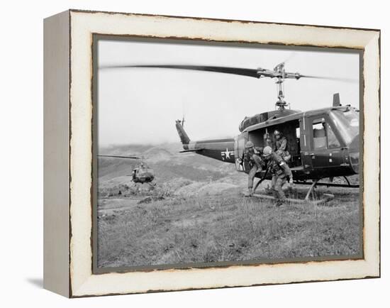 Vietnam War U.S. Troops HU1 Huey-Rick Merron-Framed Premier Image Canvas