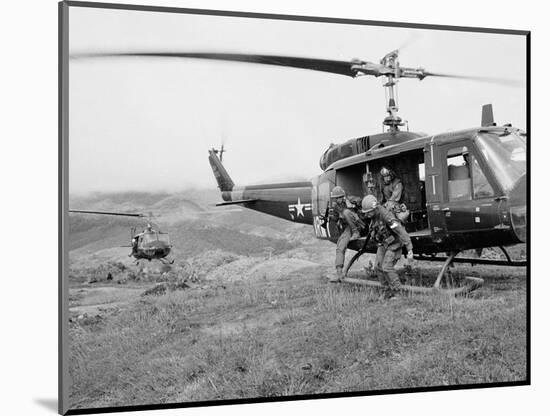 Vietnam War U.S. Troops HU1 Huey-Rick Merron-Mounted Photographic Print