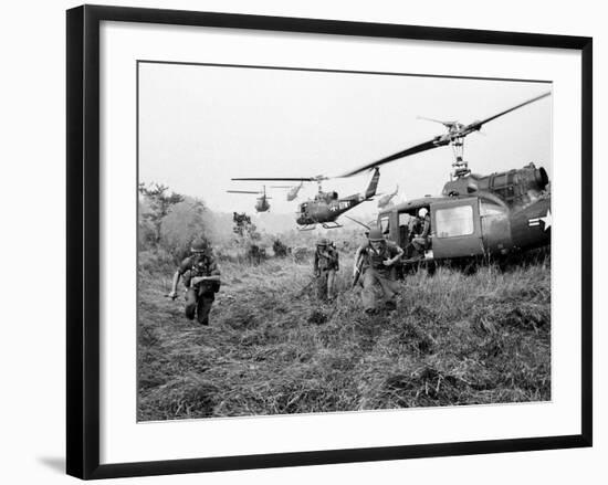 Vietnam War U.S. Troops-Horst Faas-Framed Photographic Print