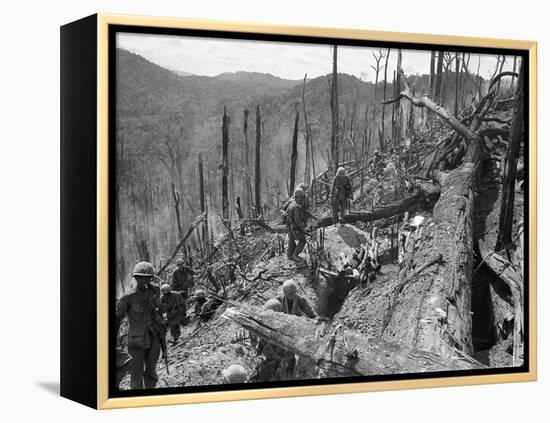 Vietnam War US Dak To-Associated Press-Framed Premier Image Canvas