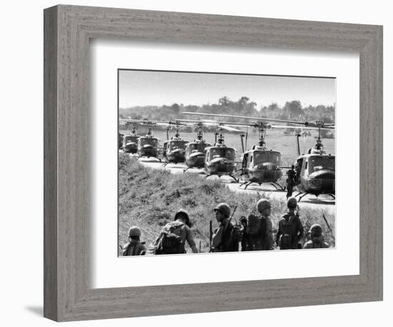 Vietnam War US Helicopters-Associated Press-Framed Photographic Print