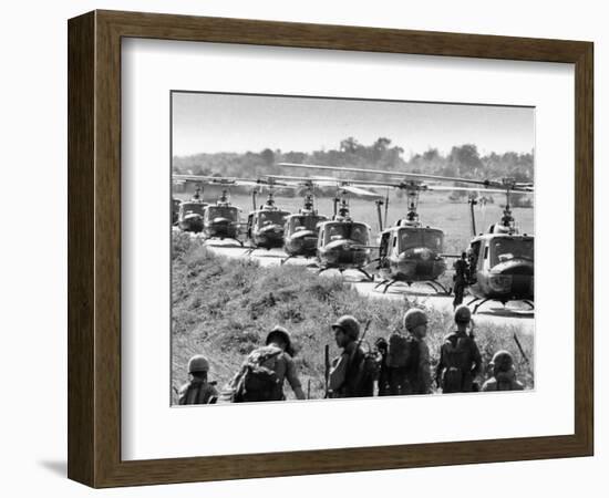 Vietnam War US Helicopters-Associated Press-Framed Photographic Print