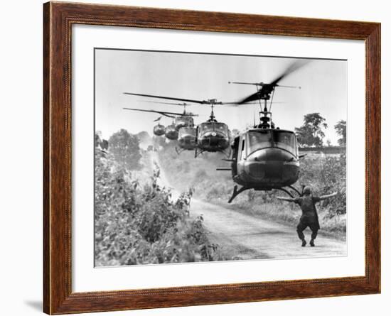 Vietnam War US Helicopters-Horst Faas-Framed Photographic Print