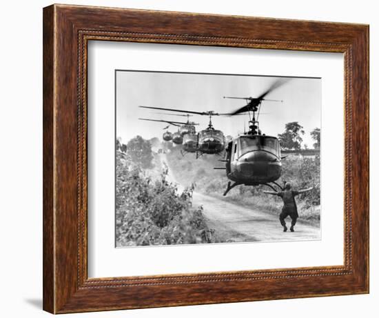 Vietnam War US Helicopters-Horst Faas-Framed Photographic Print