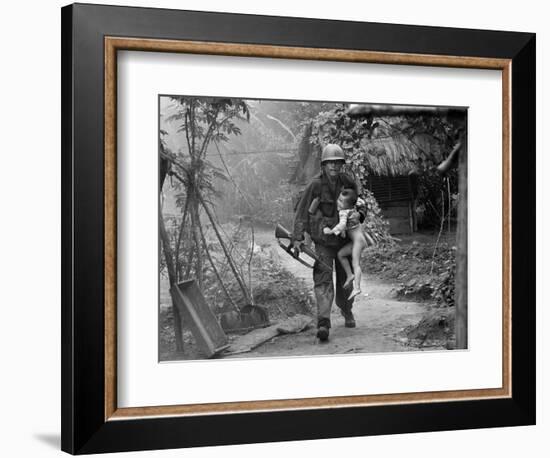 Vietnam War-Horst Faas-Framed Photographic Print