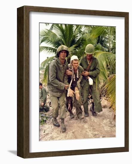 Vietnam War-Associated Press-Framed Photographic Print