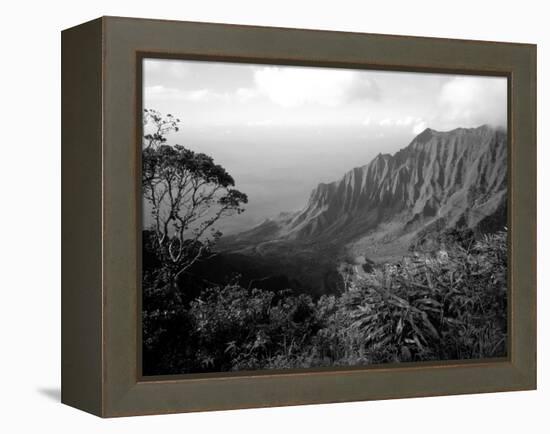 View Above the Na Pali Coast, Kauai, Hawaii, USA-Christopher Talbot Frank-Framed Premier Image Canvas