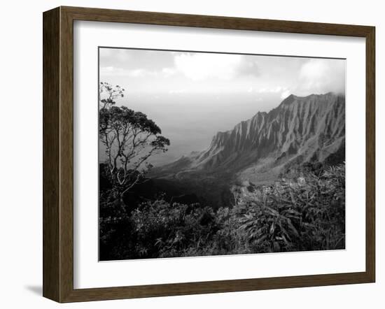 View Above the Na Pali Coast, Kauai, Hawaii, USA-Christopher Talbot Frank-Framed Photographic Print