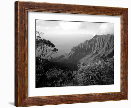 View Above the Na Pali Coast, Kauai, Hawaii, USA-Christopher Talbot Frank-Framed Photographic Print