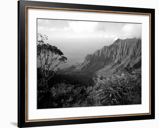 View Above the Na Pali Coast, Kauai, Hawaii, USA-Christopher Talbot Frank-Framed Photographic Print