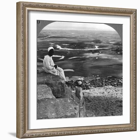 View from the Summit of the Great Pyramid, Giza, Egypt, 1905-Underwood & Underwood-Framed Photographic Print