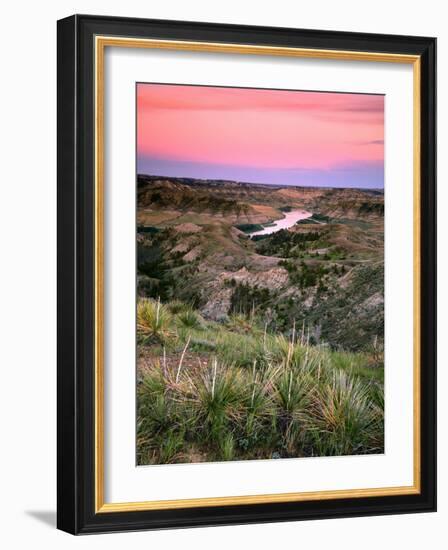 View from Woodhawk Point, Missouri River, Upper Missouri Breaks National Monument, Montana, USA-Scott T. Smith-Framed Photographic Print