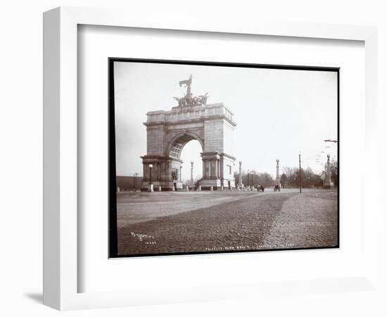 View of a Horsedrawn Carriage at an Entrance to Prospect Park, Brooklyn, 1903-Byron Company-Framed Premium Giclee Print