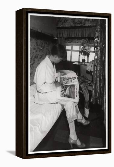 View of a Passenger Cabin on Board Zeppelin Lz 127 Graf Zeppelin, 1933-null-Framed Premier Image Canvas