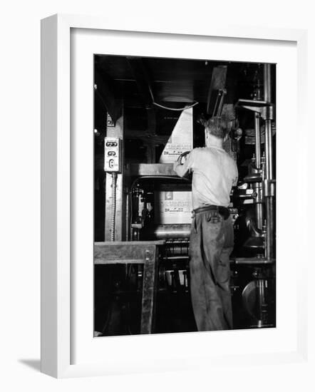View of a Press Printing the Jewish Daily Forward-Hansel Mieth-Framed Photographic Print