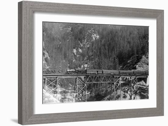 View of a Western Pacific Train on a Bridge - Plumas County, CA-Lantern Press-Framed Premium Giclee Print