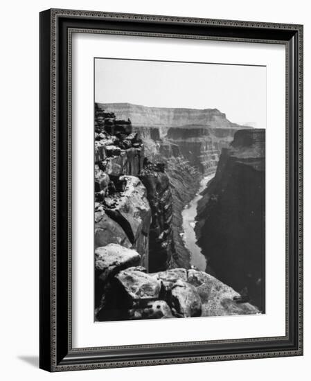 View of Colorado River Cutting Through Grand Canyon-null-Framed Photographic Print