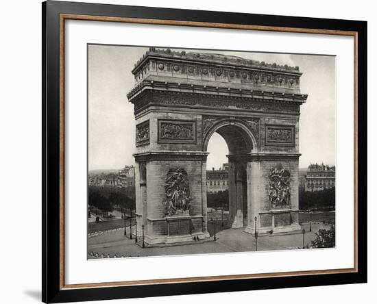 View of L'Arc De Triomphe in Paris-Bettmann-Framed Photographic Print