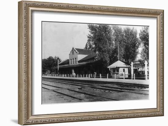 View of Northern Pacific Depot - Bismarck, ND-Lantern Press-Framed Art Print