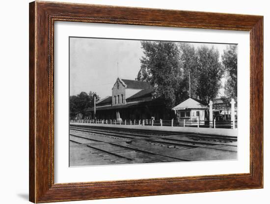 View of Northern Pacific Depot - Bismarck, ND-Lantern Press-Framed Art Print