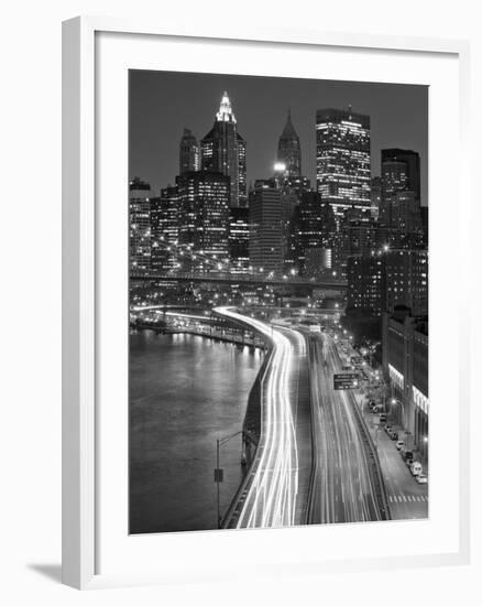 View of Parkway, East River with Lower Manhattan Skyline in Distance, Brooklyn, New York, Usa-Paul Souders-Framed Photographic Print