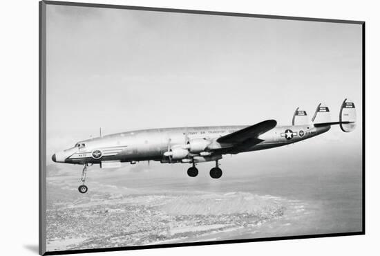 View of Plane Flying over Hawaii-Bettmann-Mounted Photographic Print