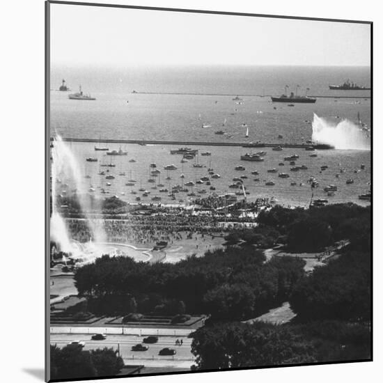 View of the Chicago Harbor, During the Arrival of Queen Elizabeth Ii and Philip-null-Mounted Photographic Print