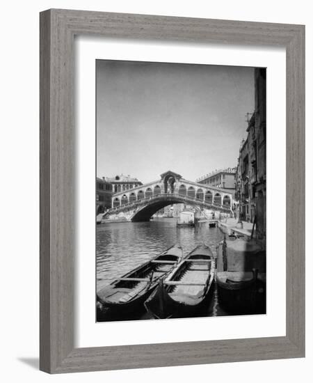 View of the Rialto-Bettmann-Framed Photographic Print