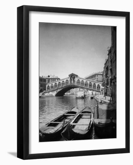 View of the Rialto-Bettmann-Framed Photographic Print