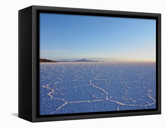 View of the Salar de Uyuni, the largest salt flat in the world, at sunrise, Daniel Campos Province,-Karol Kozlowski-Framed Premier Image Canvas