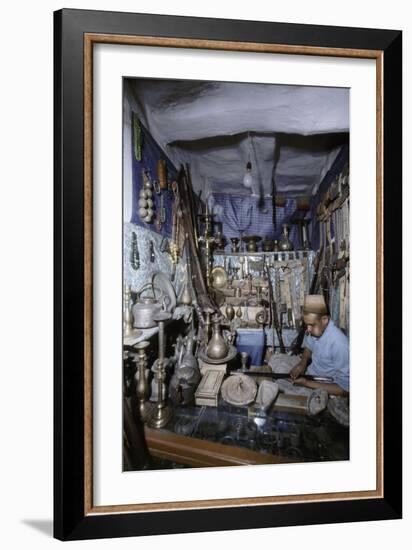 View of traders in an ancient market near San'a-Werner Forman-Framed Giclee Print