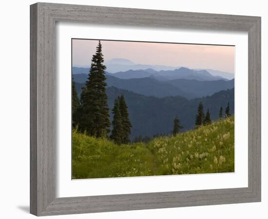 View of Washington Cascade Mountain Ranges, Washington State, USA-Janis Miglavs-Framed Photographic Print