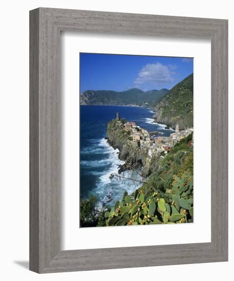 View over Village on the Riviera Di Levante, Vernazza, Cinque Terre, UNESCO World Heritage Site, Li-Stuart Black-Framed Photographic Print