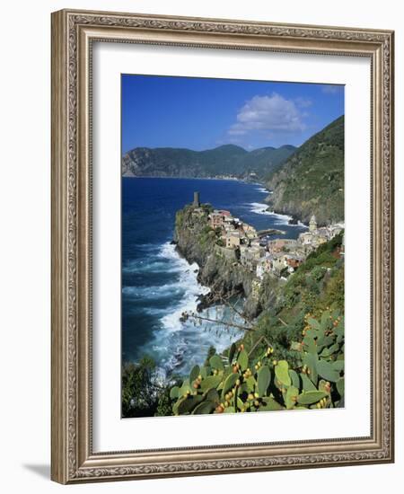 View over Village on the Riviera Di Levante, Vernazza, Cinque Terre, UNESCO World Heritage Site, Li-Stuart Black-Framed Photographic Print
