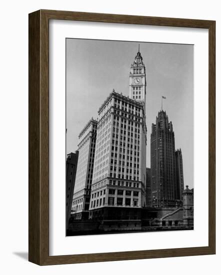 View Showing the Chicago Tribune Building-Carl Mydans-Framed Photographic Print