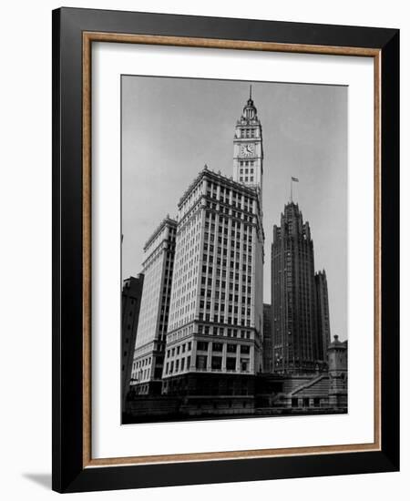 View Showing the Chicago Tribune Building-Carl Mydans-Framed Photographic Print