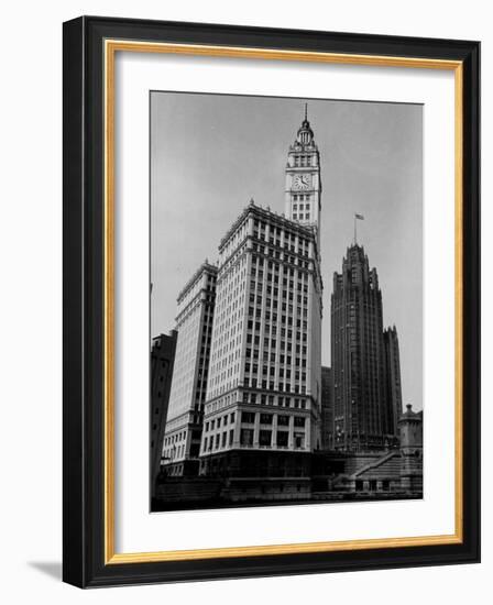 View Showing the Chicago Tribune Building-Carl Mydans-Framed Photographic Print