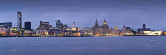 50+ Liverpool England Background