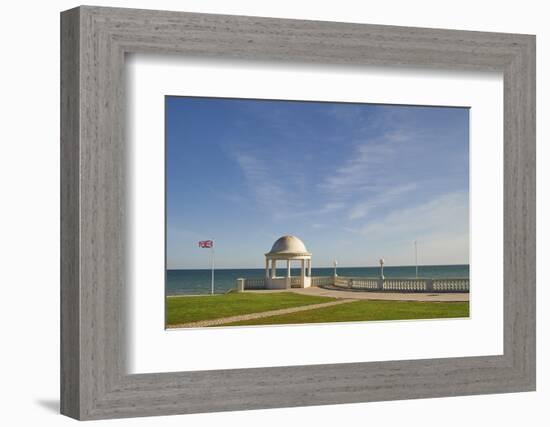 View towards the English Channel from De La Warr Pavilion, Bexhill-on-Sea, East Sussex, England, Un-Tim Winter-Framed Photographic Print