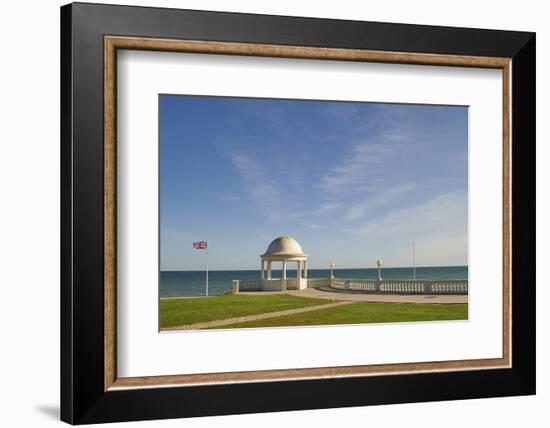 View towards the English Channel from De La Warr Pavilion, Bexhill-on-Sea, East Sussex, England, Un-Tim Winter-Framed Photographic Print