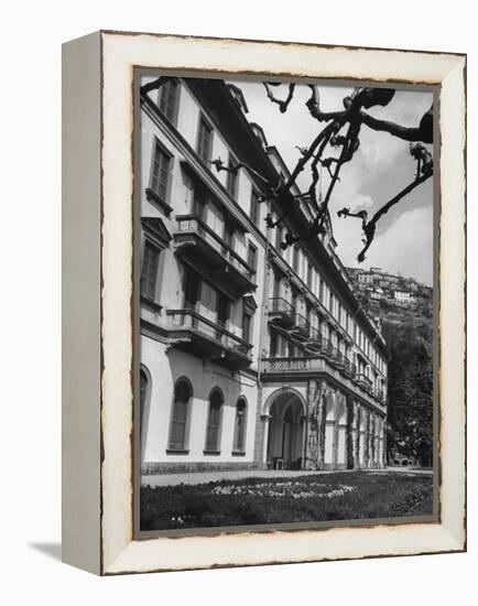 Villa D'Este, Now a Famous Hotel on Lake Como-Carl Mydans-Framed Premier Image Canvas