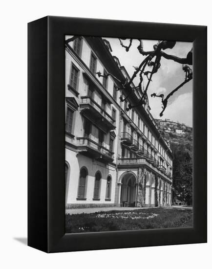 Villa D'Este, Now a Famous Hotel on Lake Como-Carl Mydans-Framed Premier Image Canvas