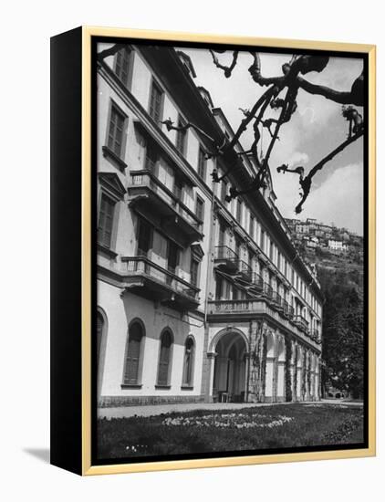 Villa D'Este, Now a Famous Hotel on Lake Como-Carl Mydans-Framed Premier Image Canvas