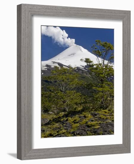 Villarrica Volcano, Villarrica National Park, Chile-Scott T. Smith-Framed Photographic Print