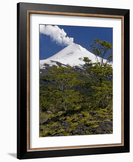 Villarrica Volcano, Villarrica National Park, Chile-Scott T. Smith-Framed Photographic Print