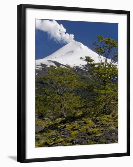 Villarrica Volcano, Villarrica National Park, Chile-Scott T. Smith-Framed Photographic Print